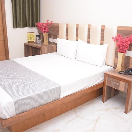Hotel Golden Oasis - A Well Hygiene Property Paharganj Zewnętrze zdjęcie