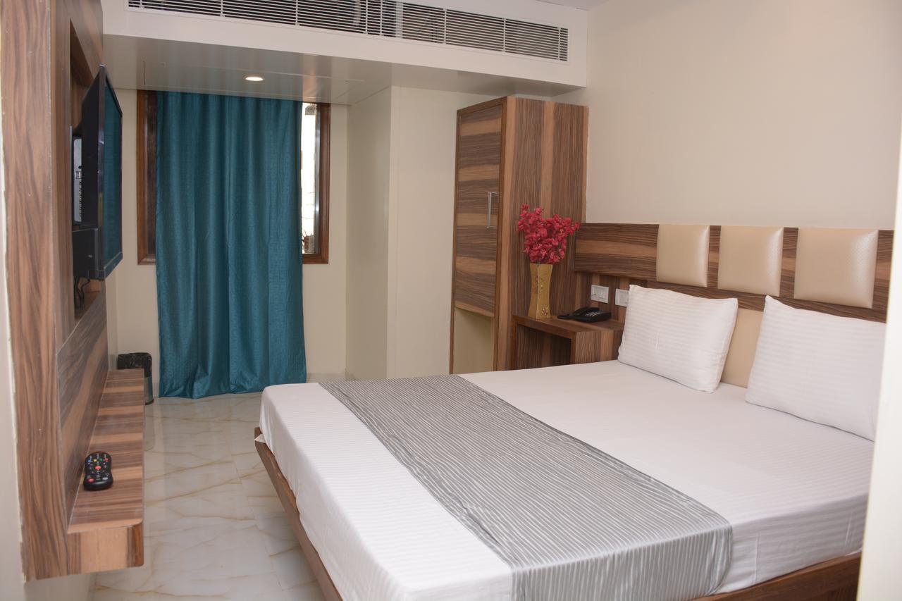 Hotel Golden Oasis - A Well Hygiene Property Paharganj Zewnętrze zdjęcie