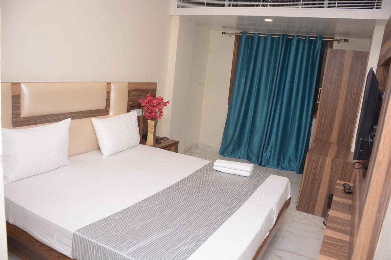 Hotel Golden Oasis - A Well Hygiene Property Paharganj Zewnętrze zdjęcie
